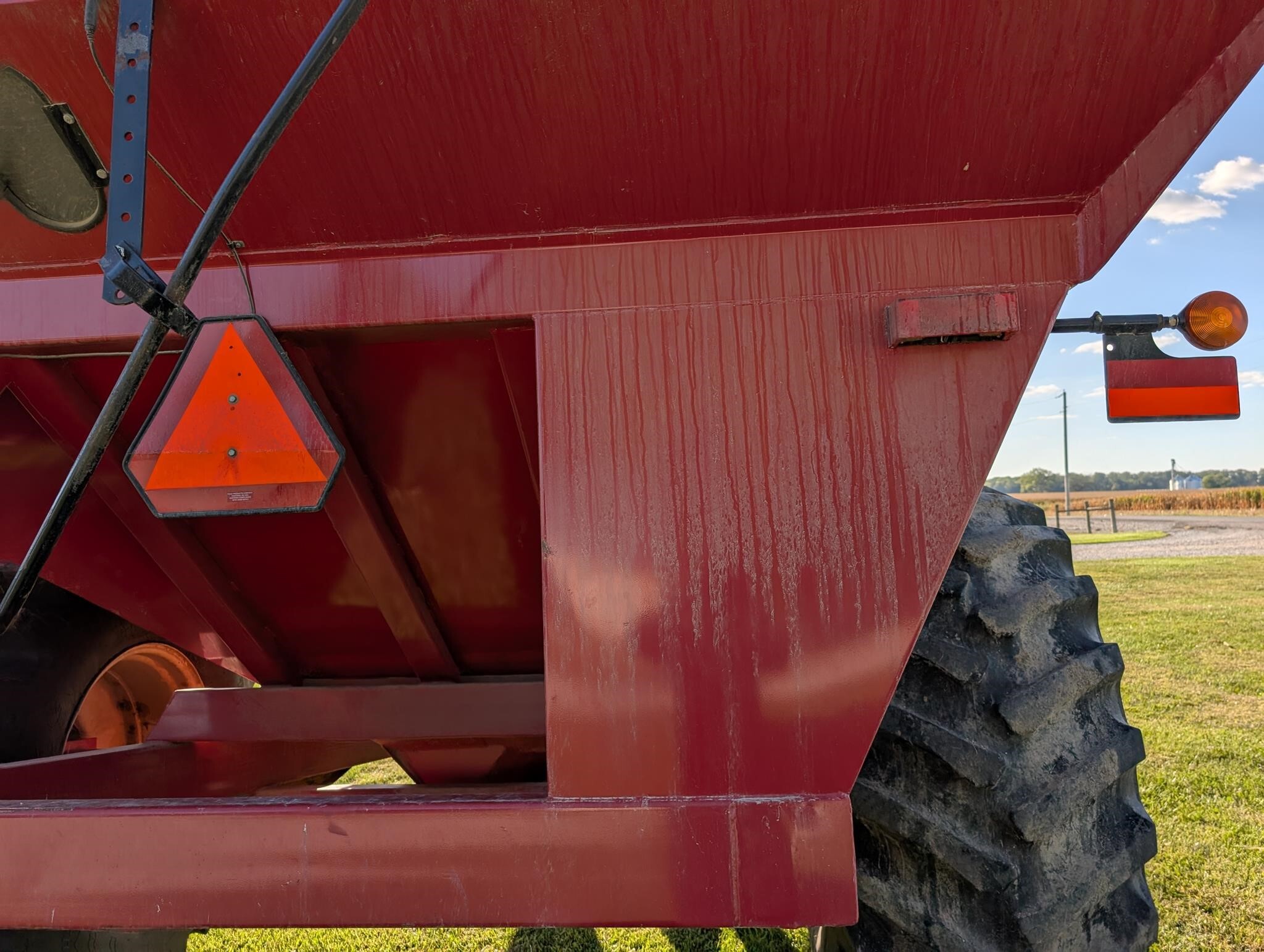 2009 J&M 750-18 Grain Cart