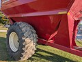 2009 J&M 750-18 Grain Cart