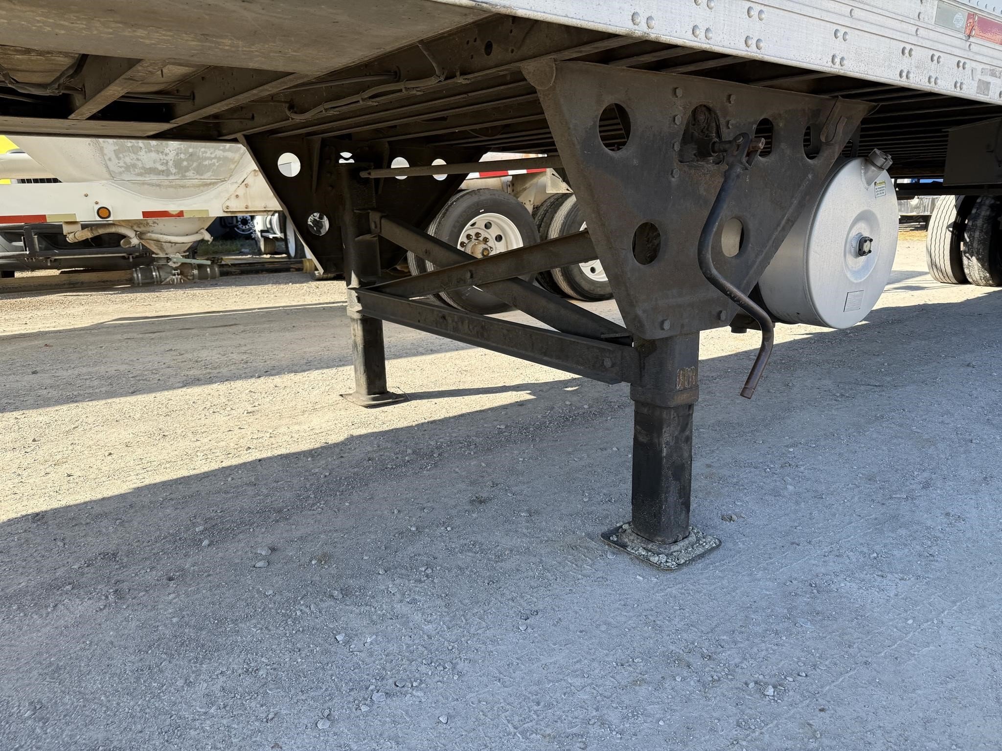 2013 Utility 48 FT REEFER Box Trucks/Trailer
