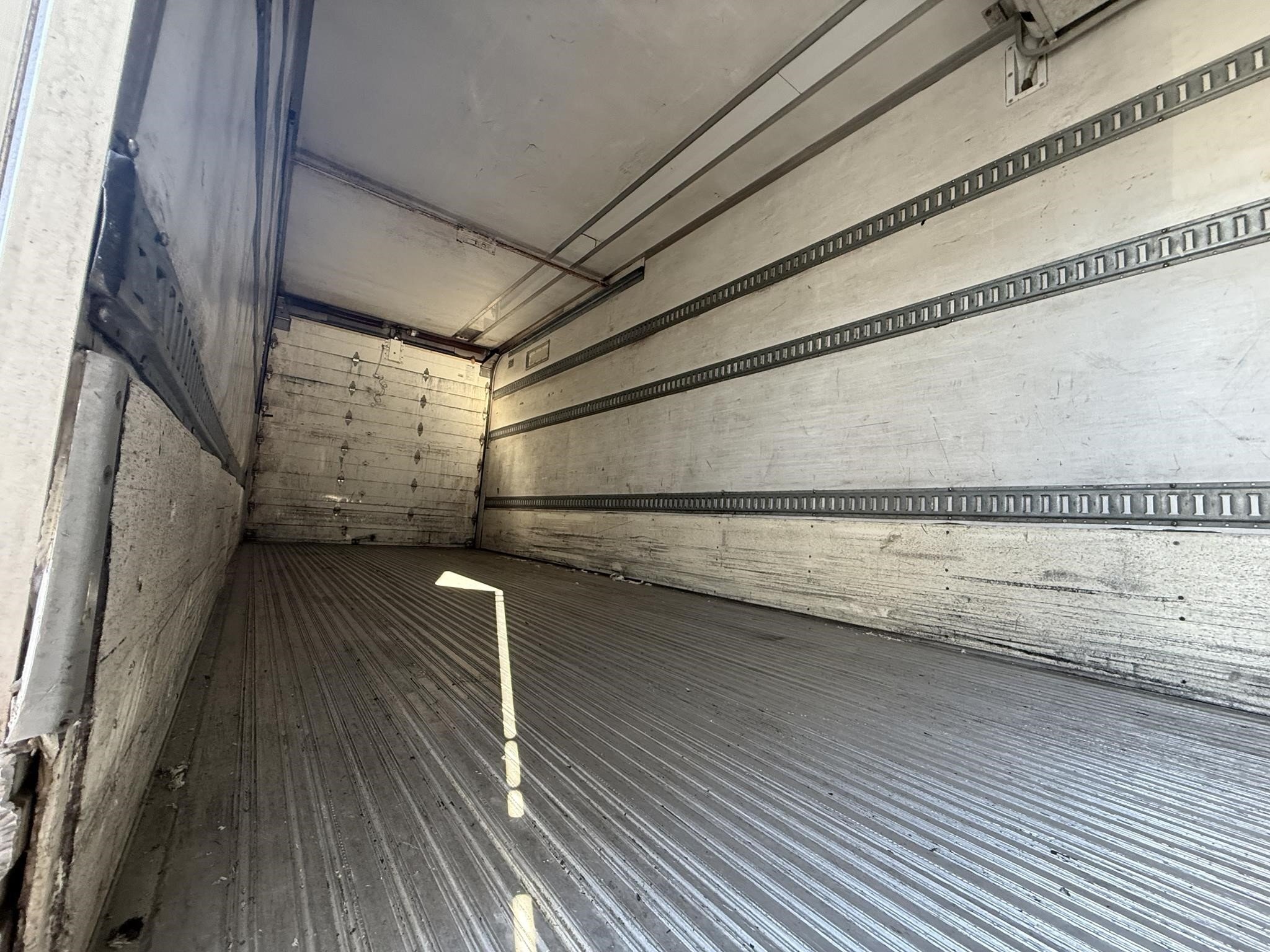 2013 Utility 48 FT REEFER Box Trucks/Trailer