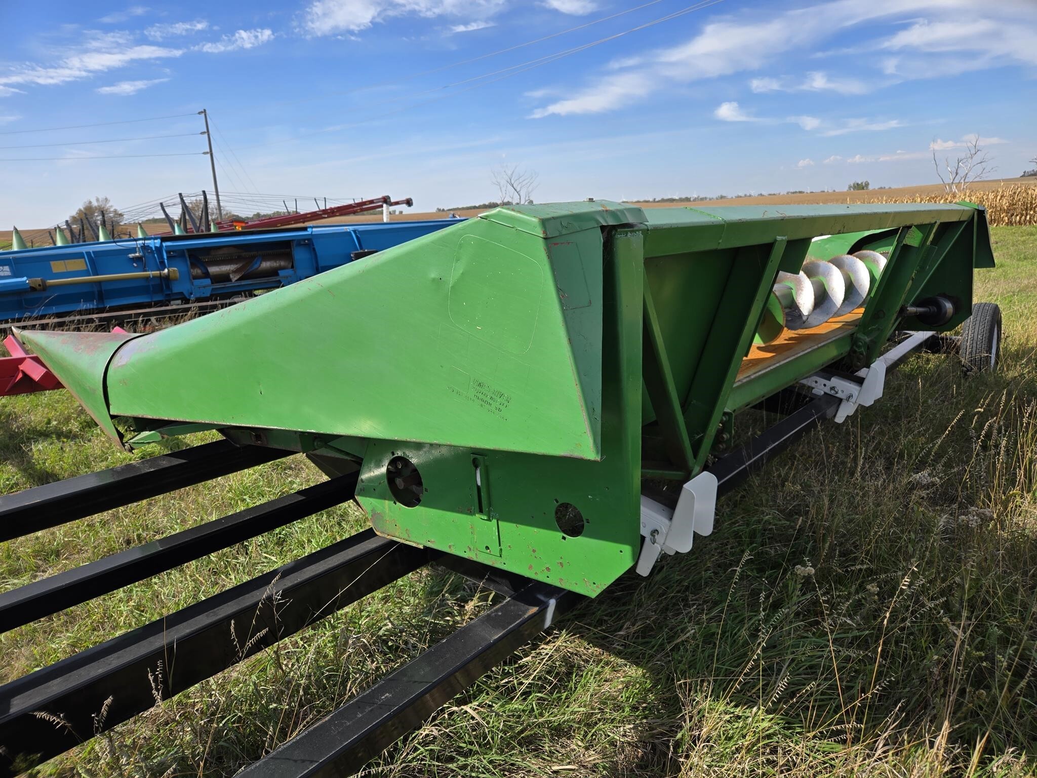1988 John Deere 444 Corn Head
