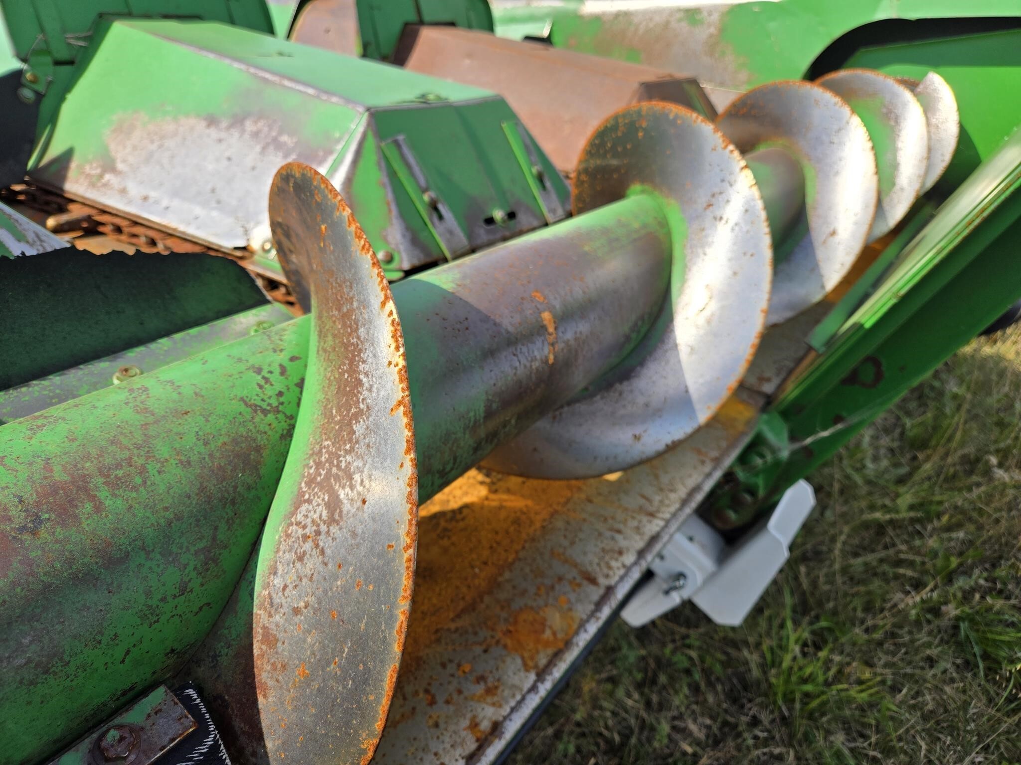 1988 John Deere 444 Corn Head