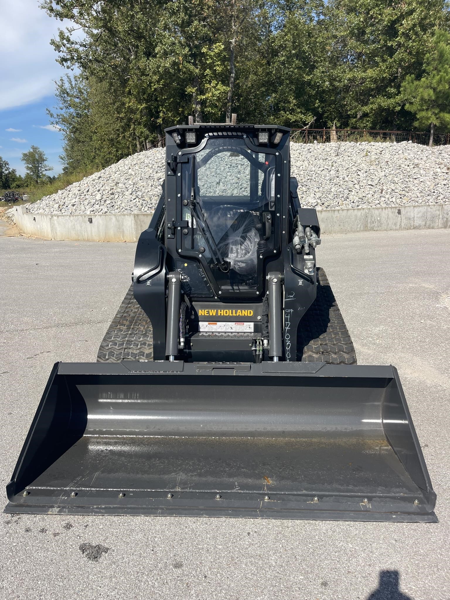 2025 New Holland C337 Skid Steer