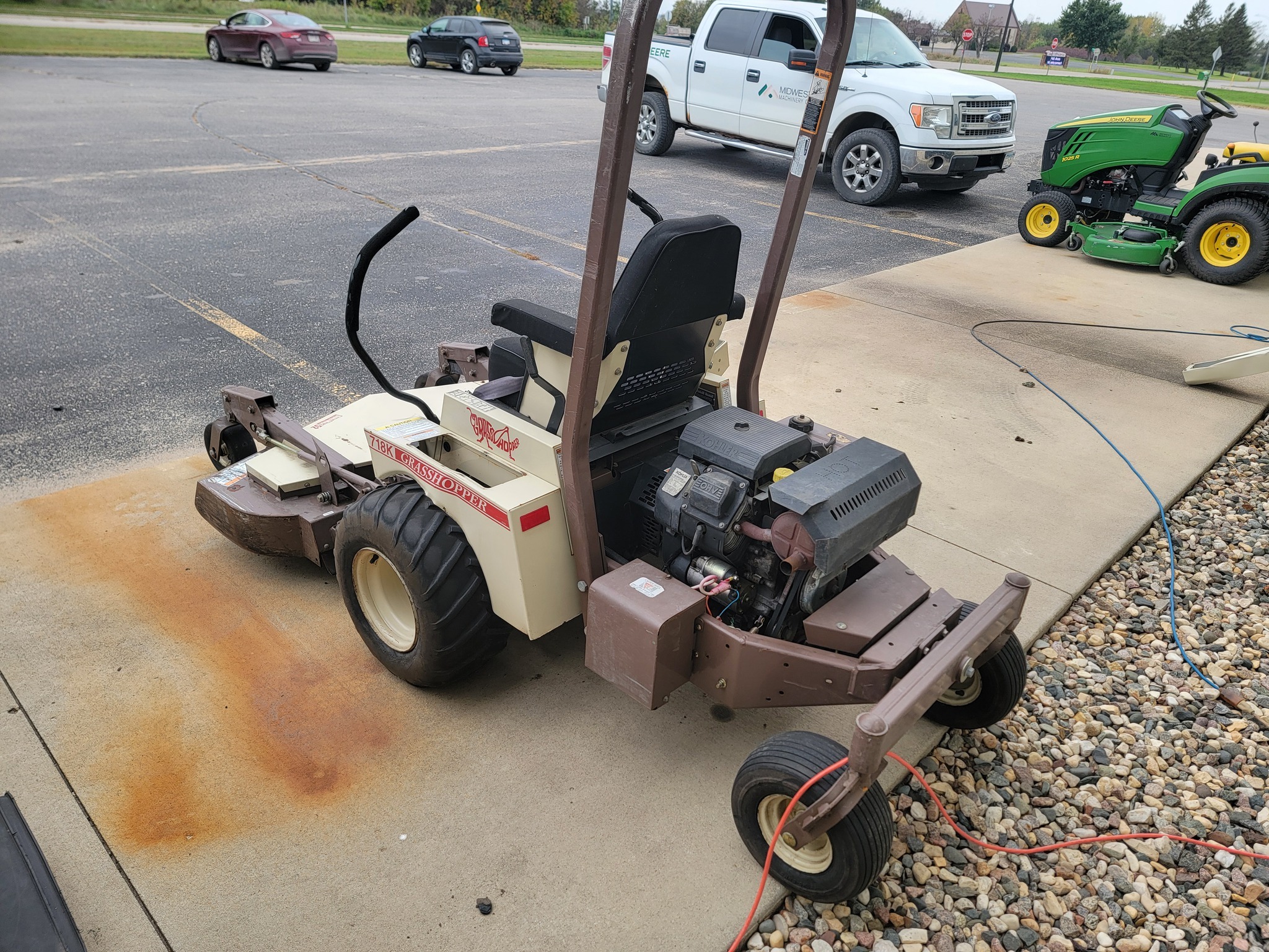 2009 Grasshopper 718 Lawn Mower