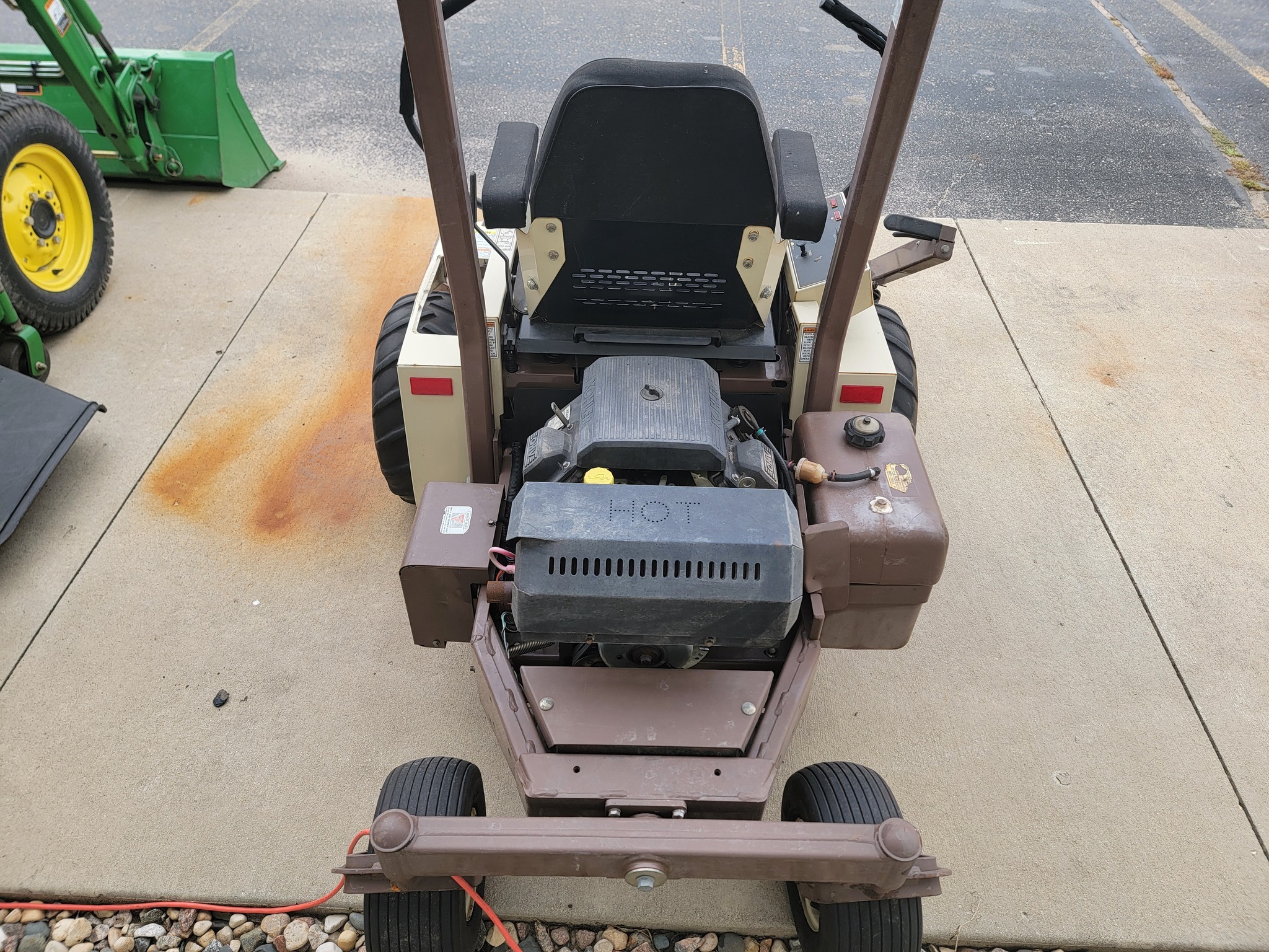 2009 Grasshopper 718 Lawn Mower