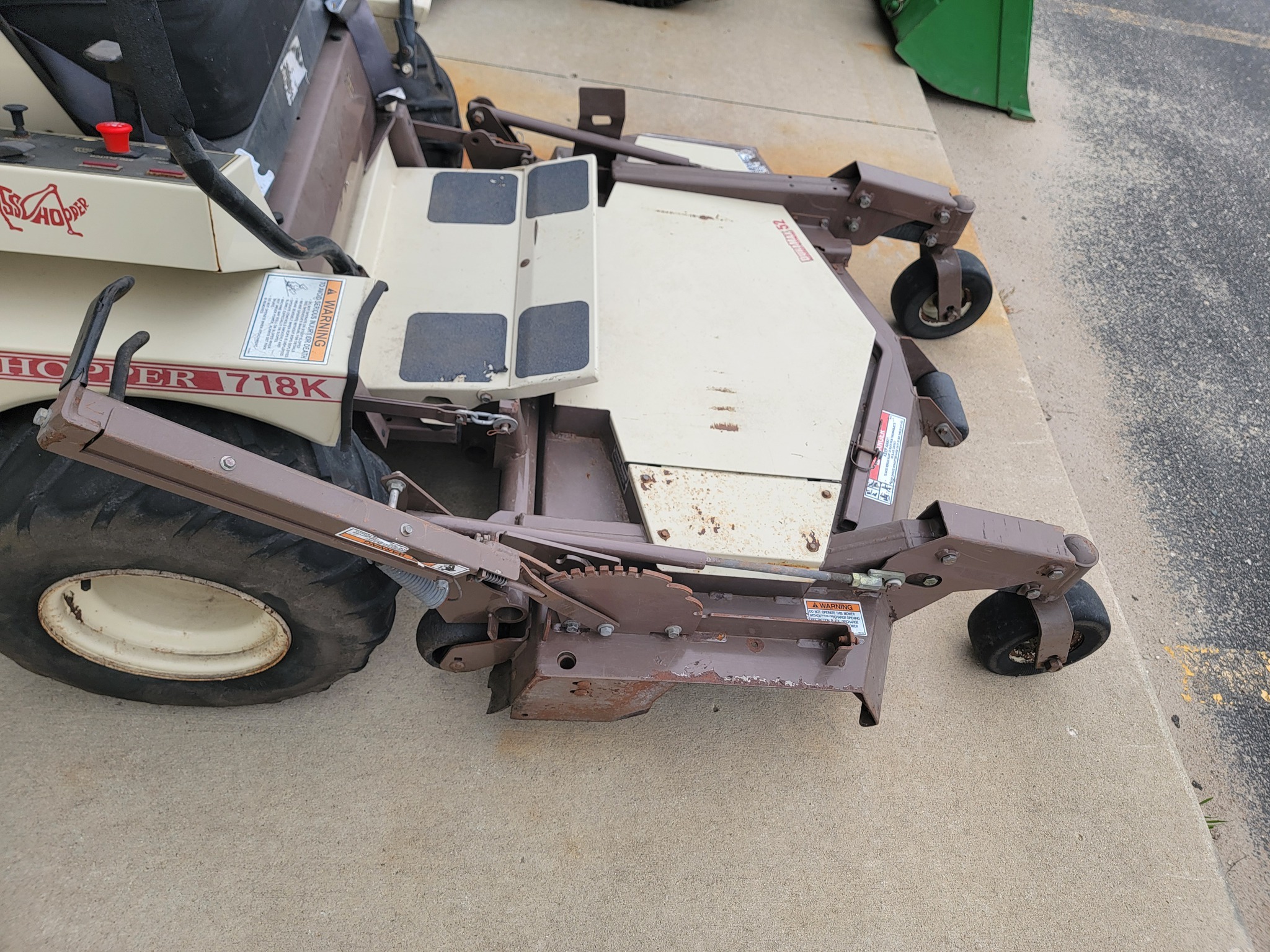 2009 Grasshopper 718 Lawn Mower