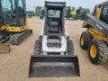  Bobcat M600 Skid Steer