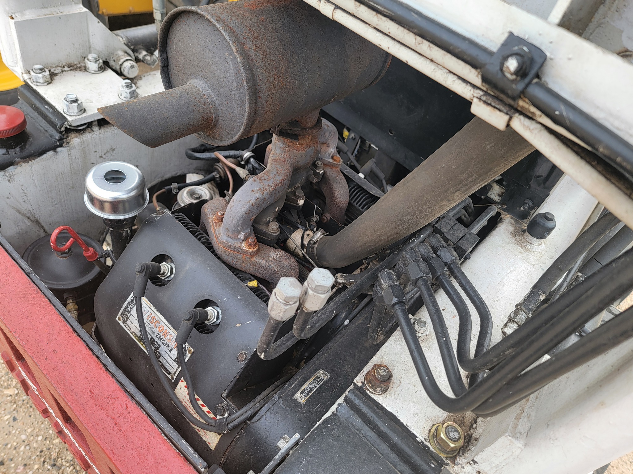  Bobcat M600 Skid Steer