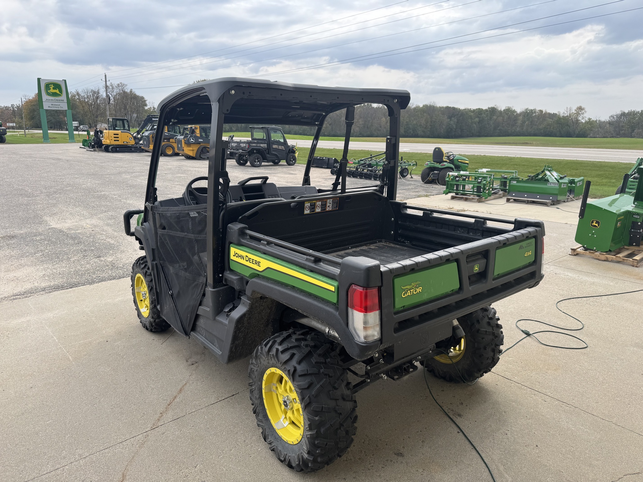 2024 John Deere XUV 835M ATVs and Utility Vehicle