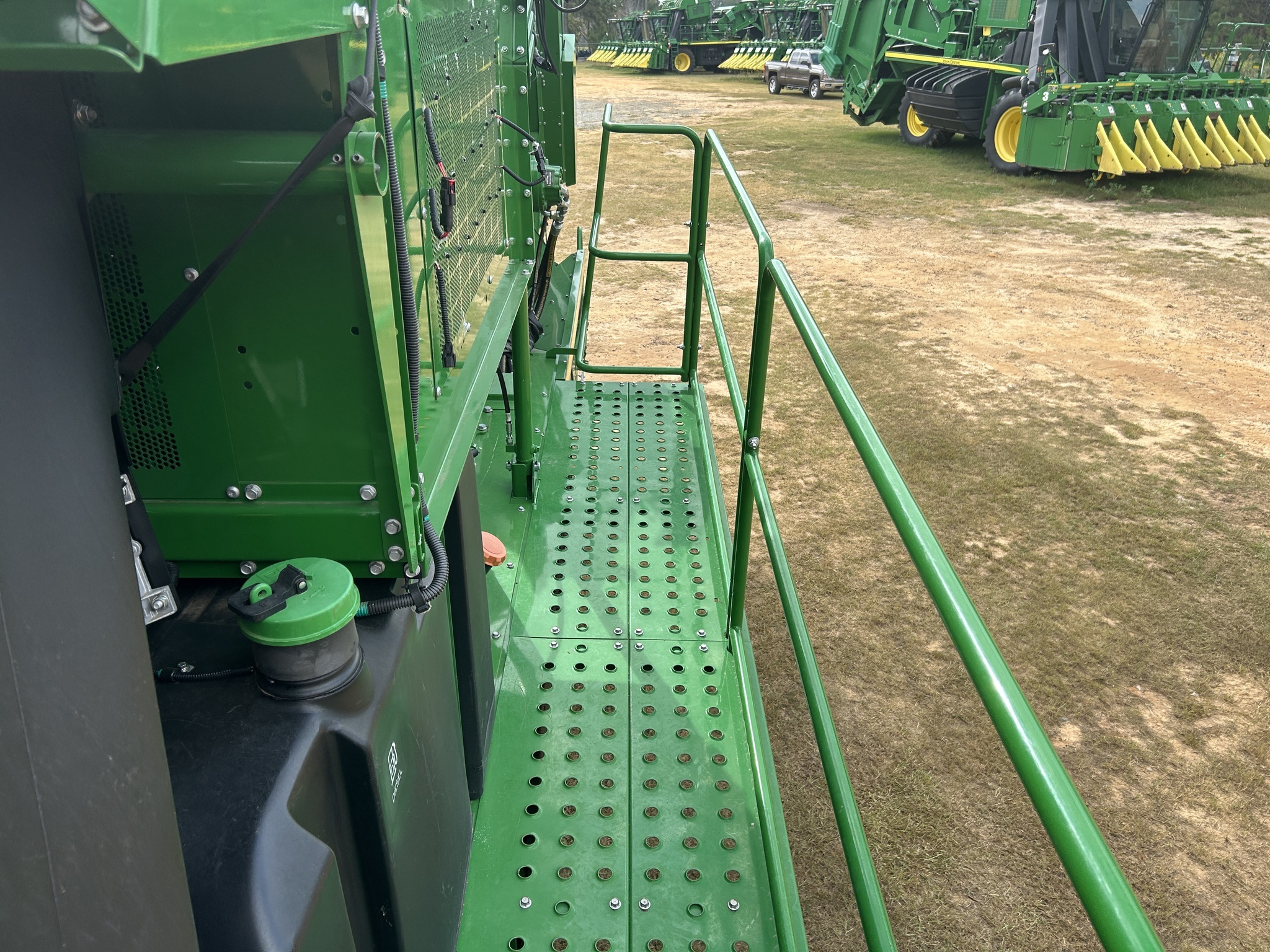 2021 John Deere CP690 Cotton Equipment