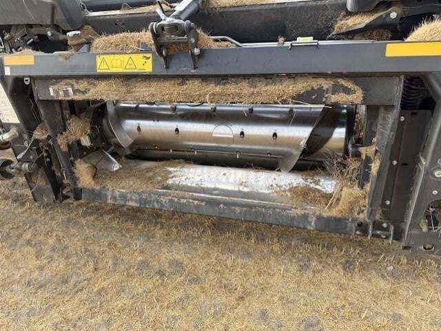 2022 MacDon FD250 Platform