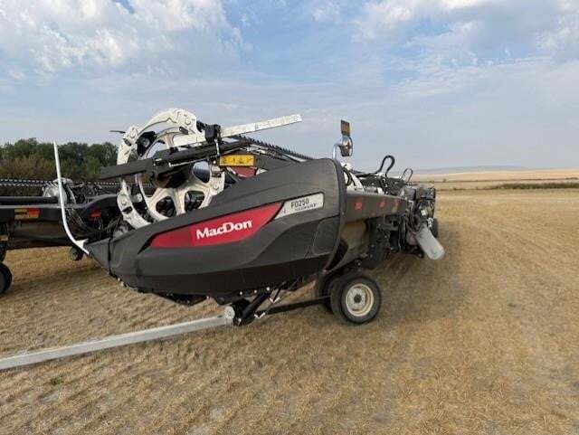 2022 MacDon FD250 Platform