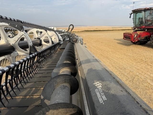 2022 MacDon FD250 Platform