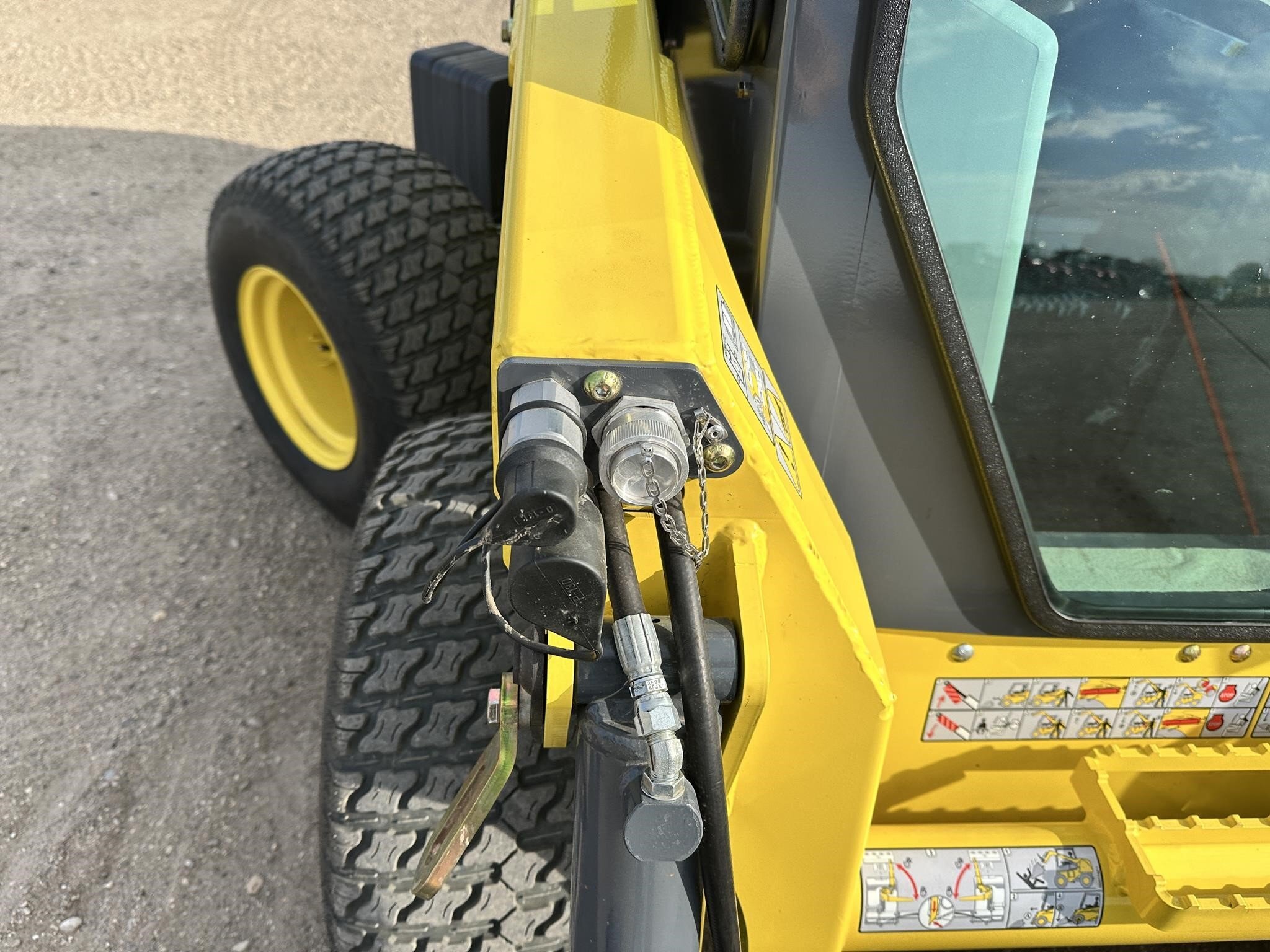 2025 MAC Company LLC Swingsteer Skid Steer