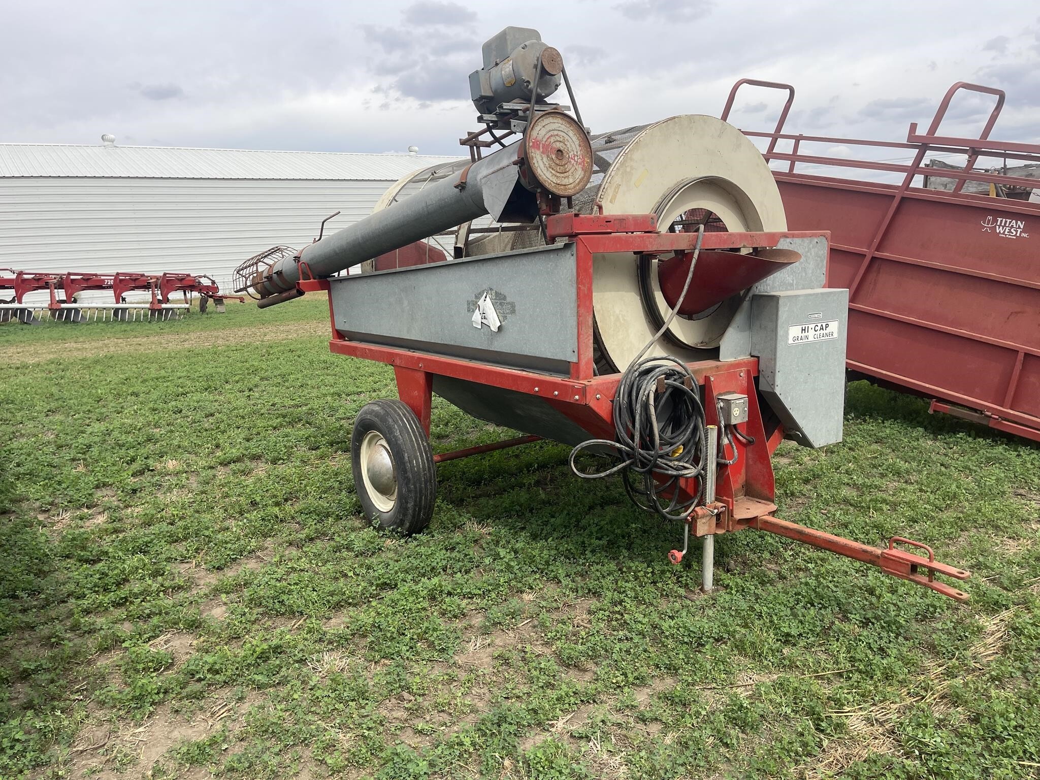  DMC Hi-Cap 548 Grain Cleaner