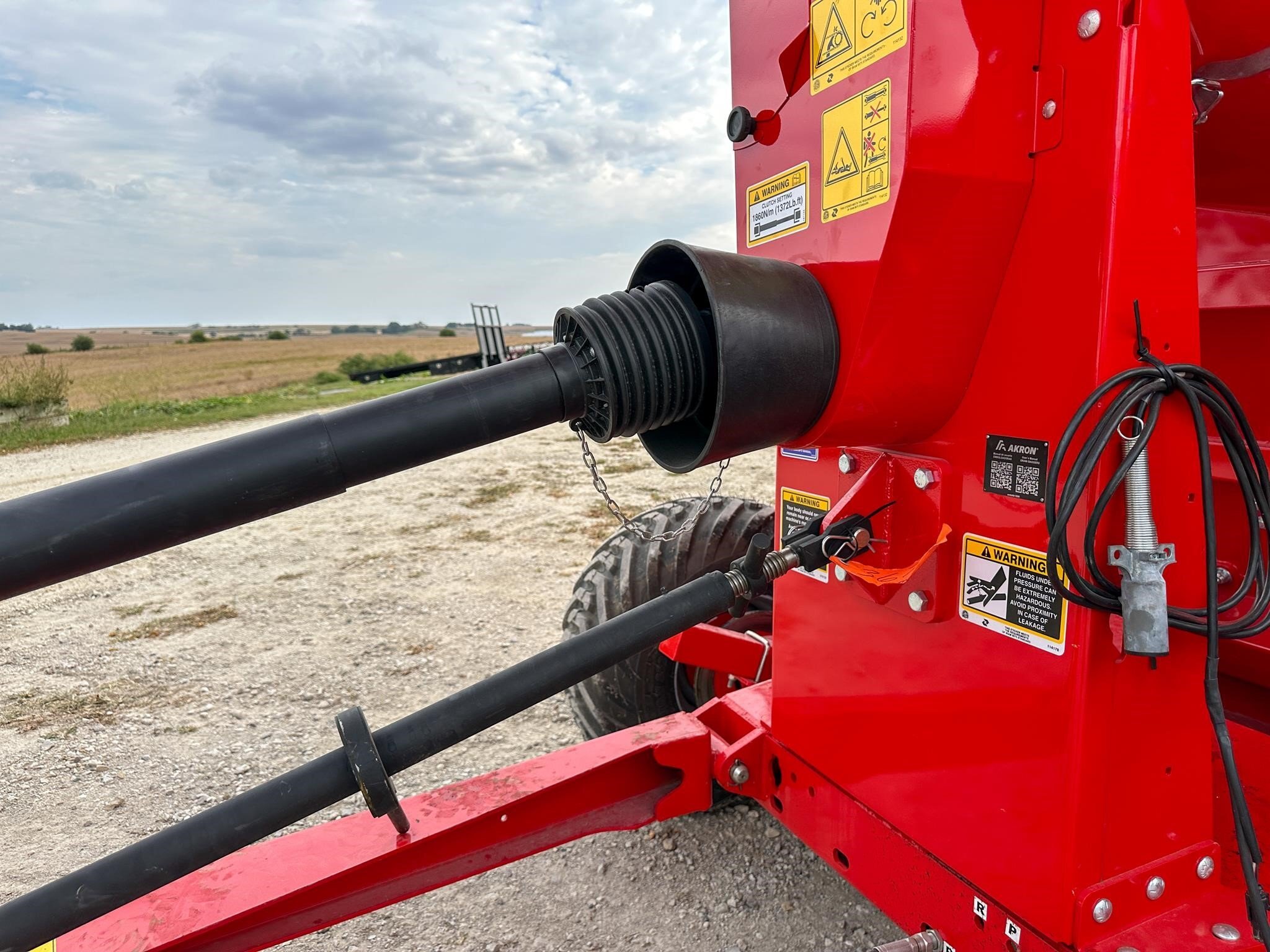 2026 Akron GTT5010 Grain Bagger