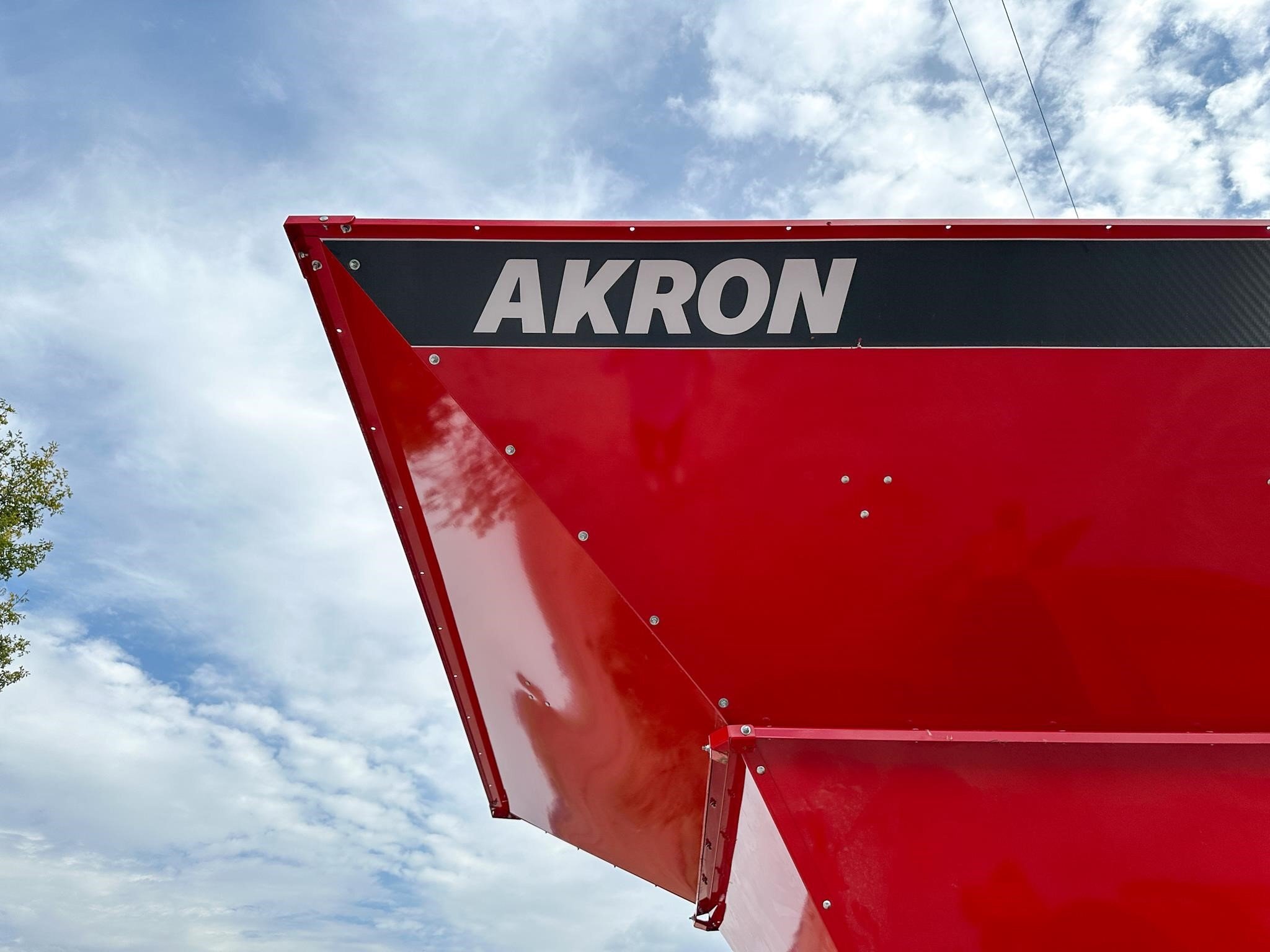 2026 Akron GTT5010 Grain Bagger