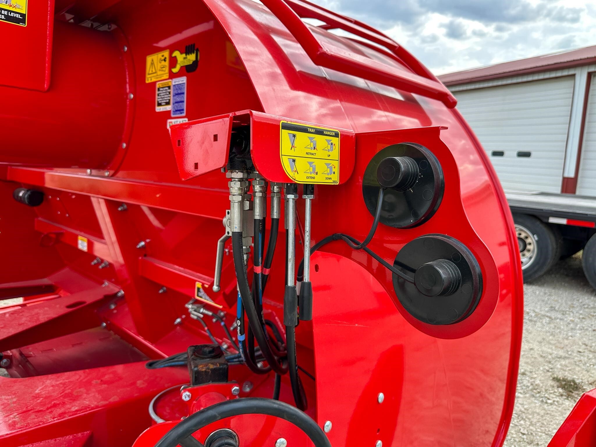 2026 Akron GTT5010 Grain Bagger