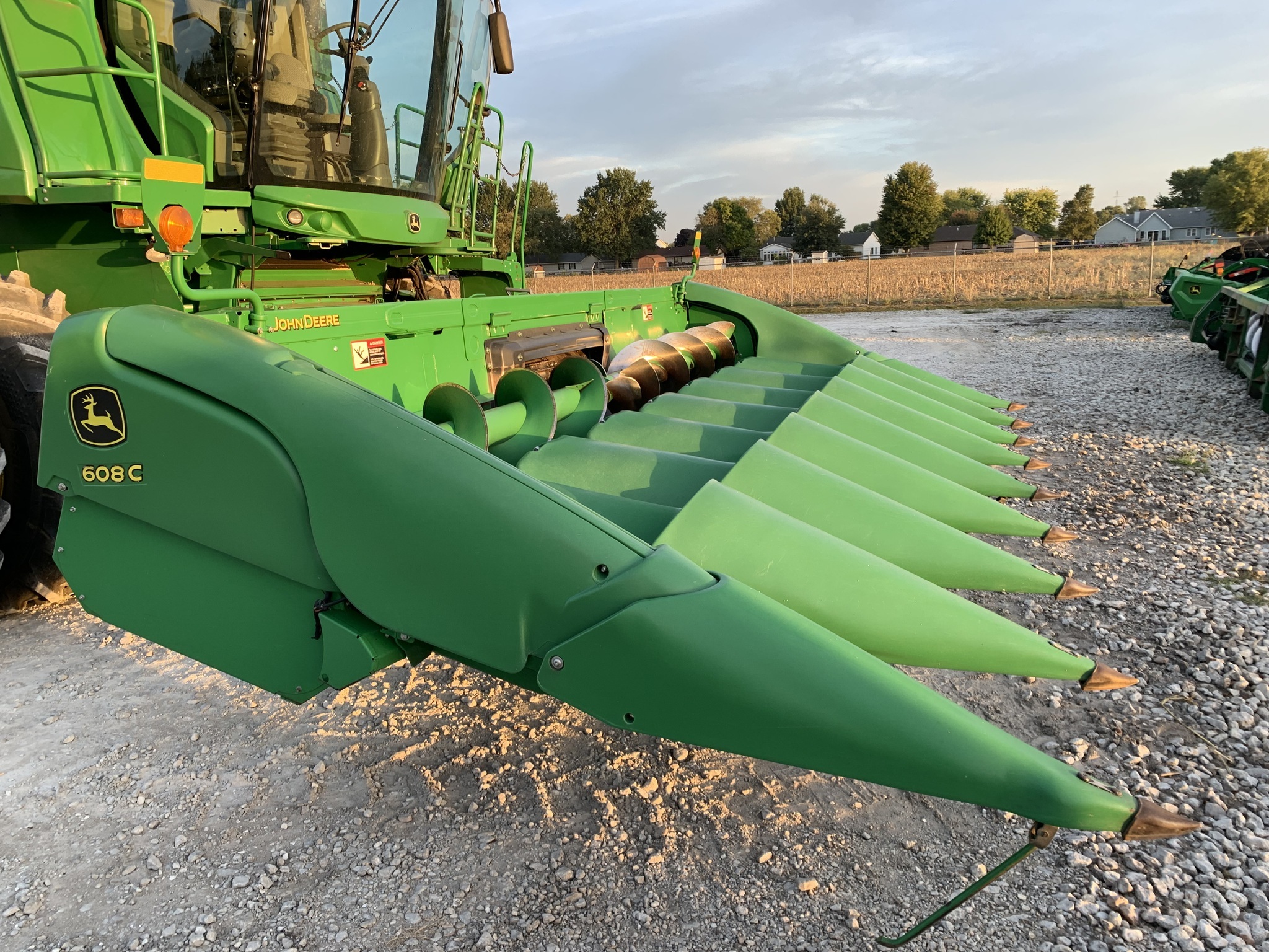 2012 John Deere 608C Corn Head