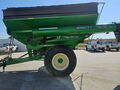 2010 Brent 782 Grain Cart