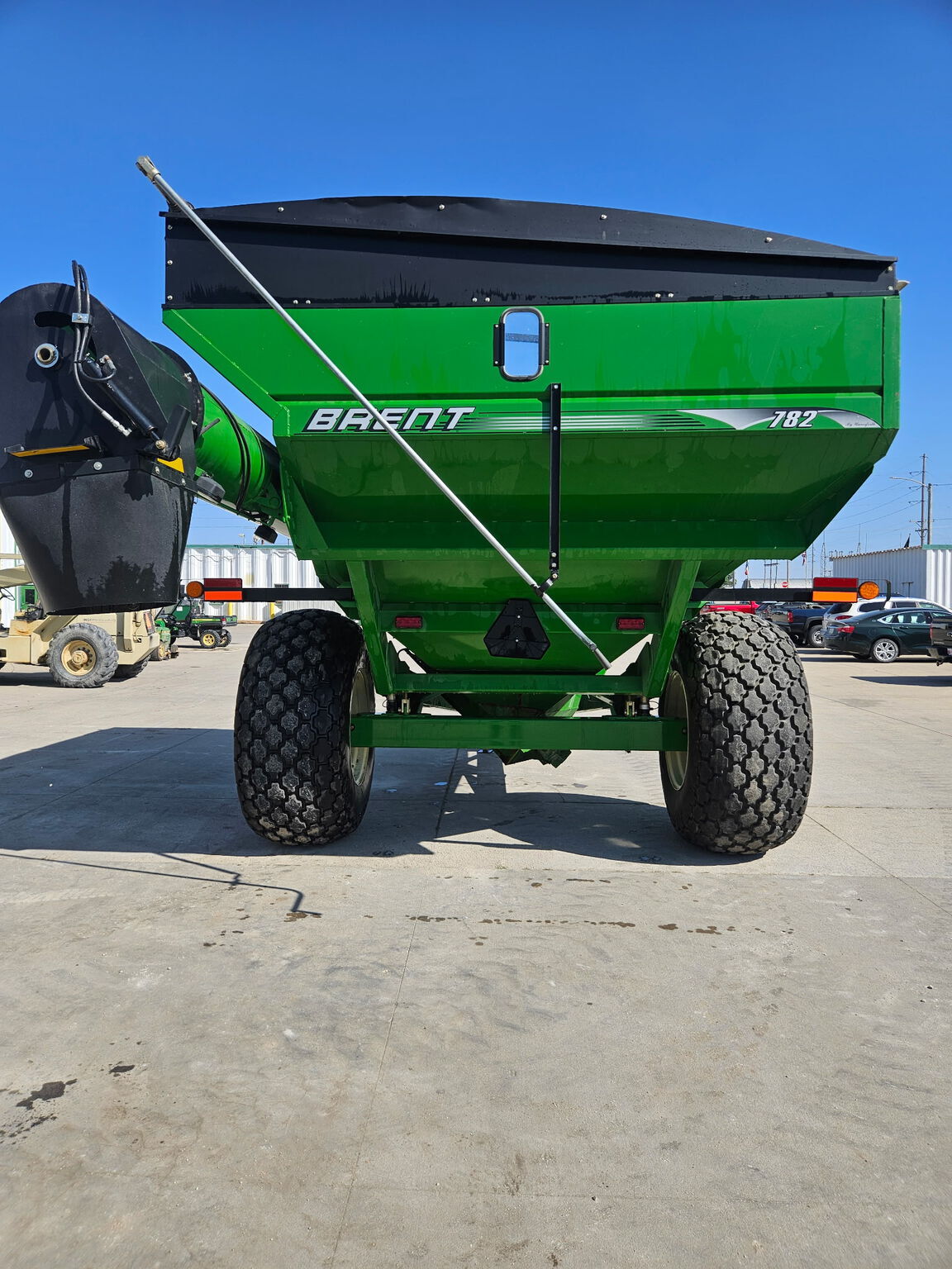 2010 Brent 782 Grain Cart
