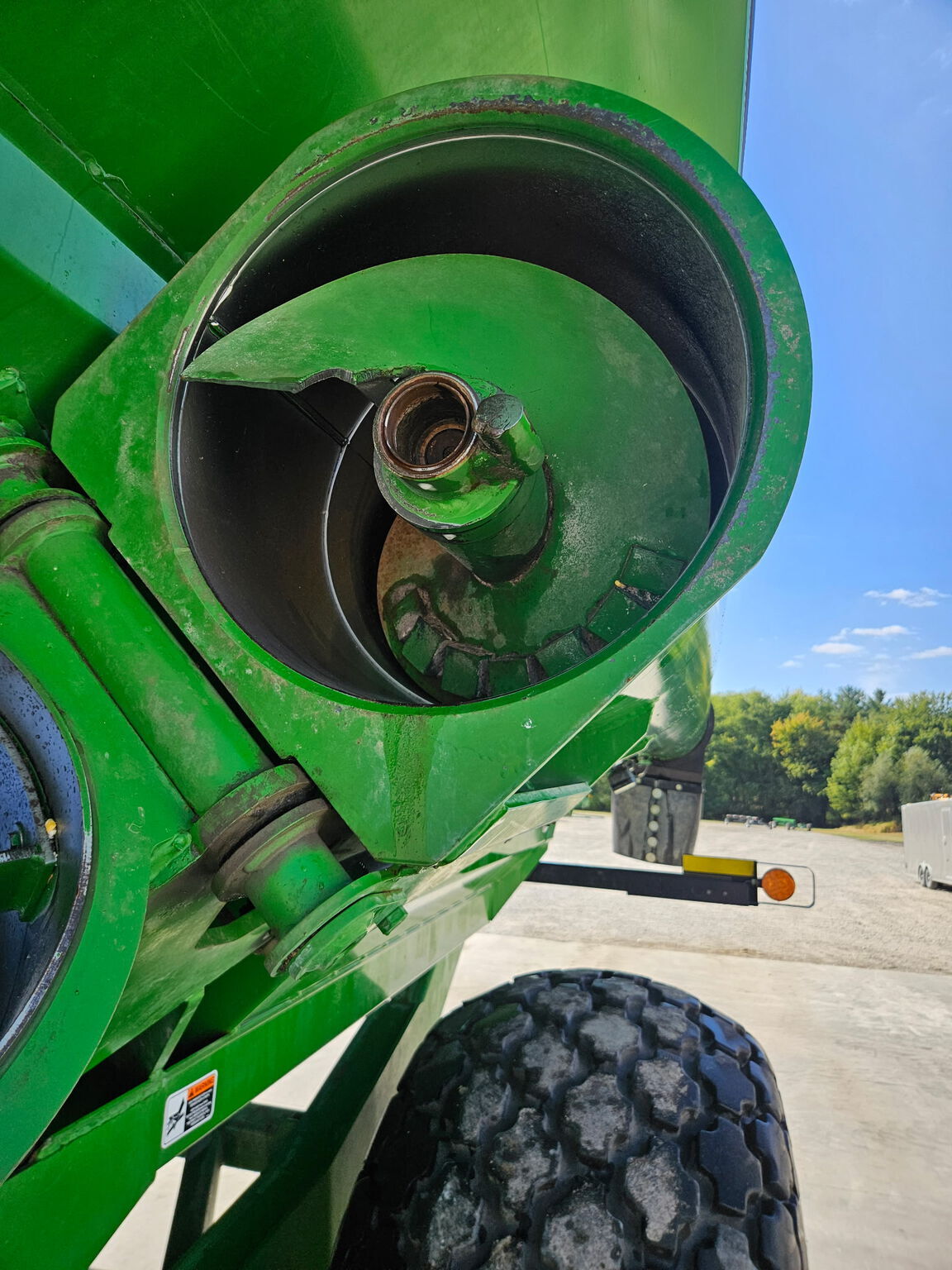 2010 Brent 782 Grain Cart