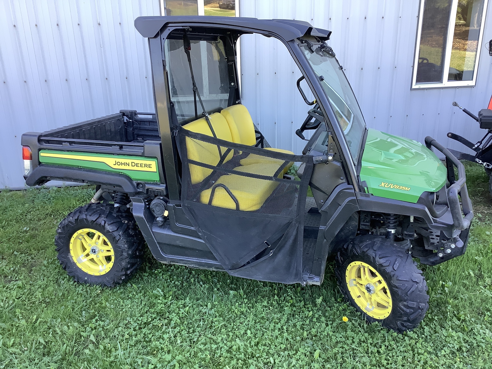 2022 John Deere XUV 835M ATVs and Utility Vehicle