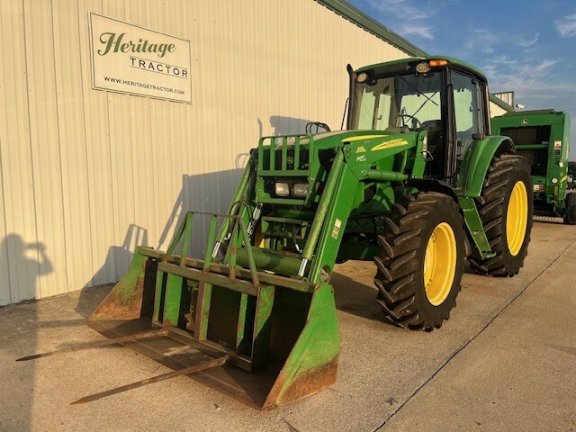 2008 John Deere 7130 Tractor