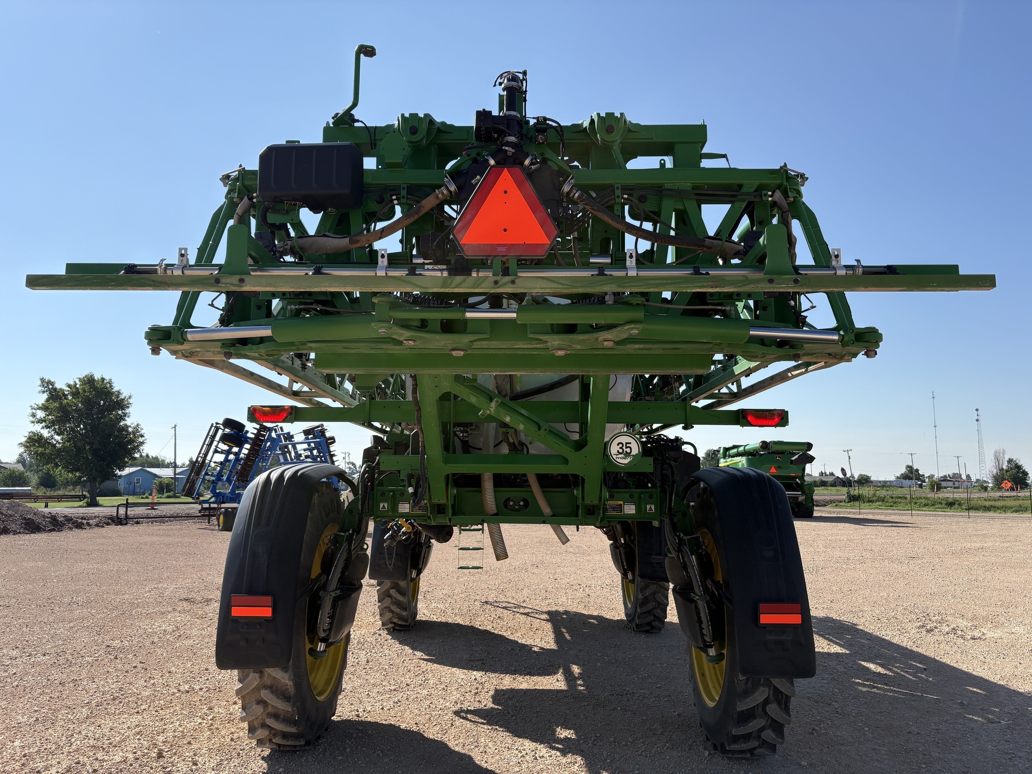 2022 John Deere 412R Self-Propelled Sprayer