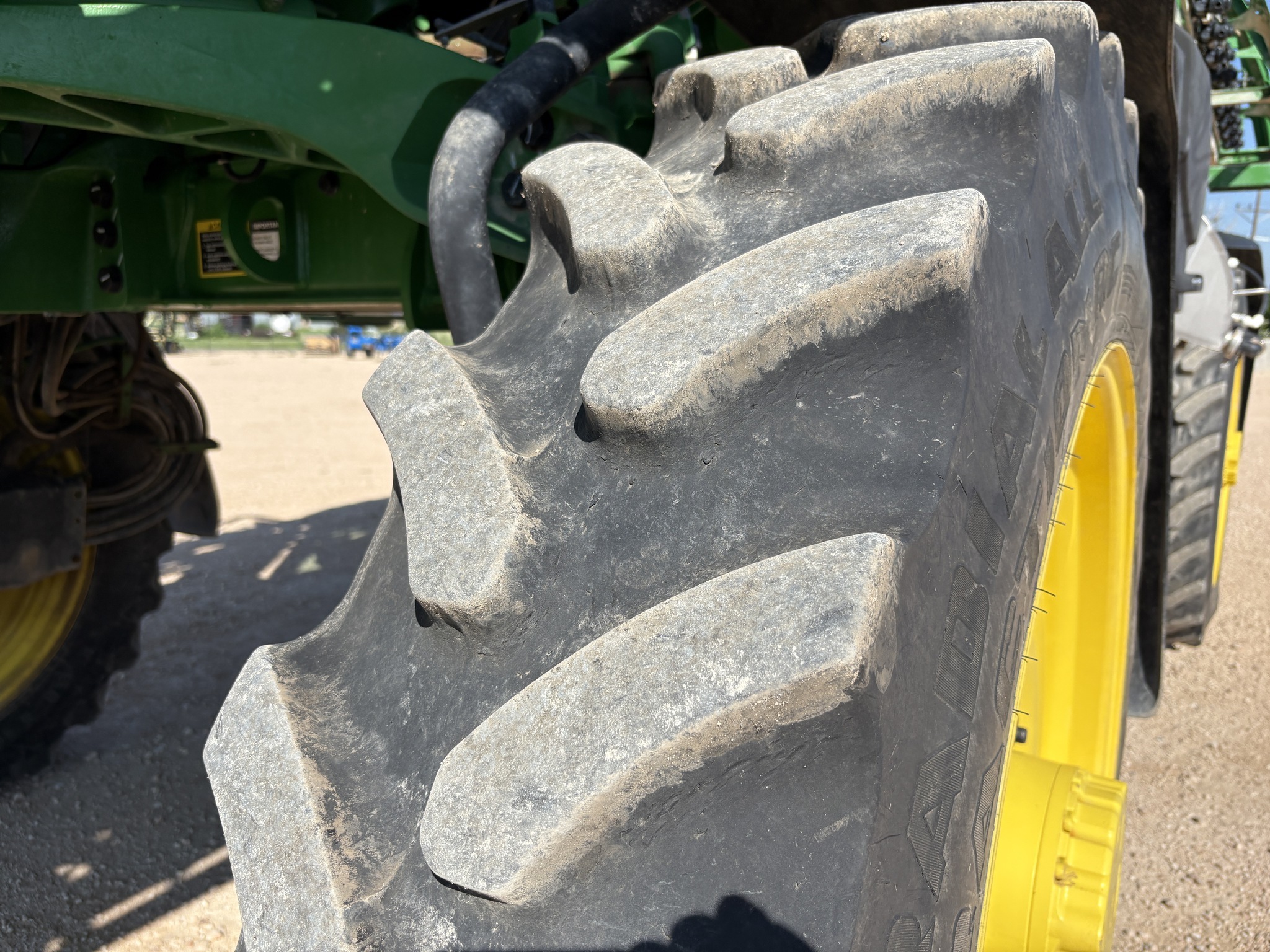 2022 John Deere 412R Self-Propelled Sprayer