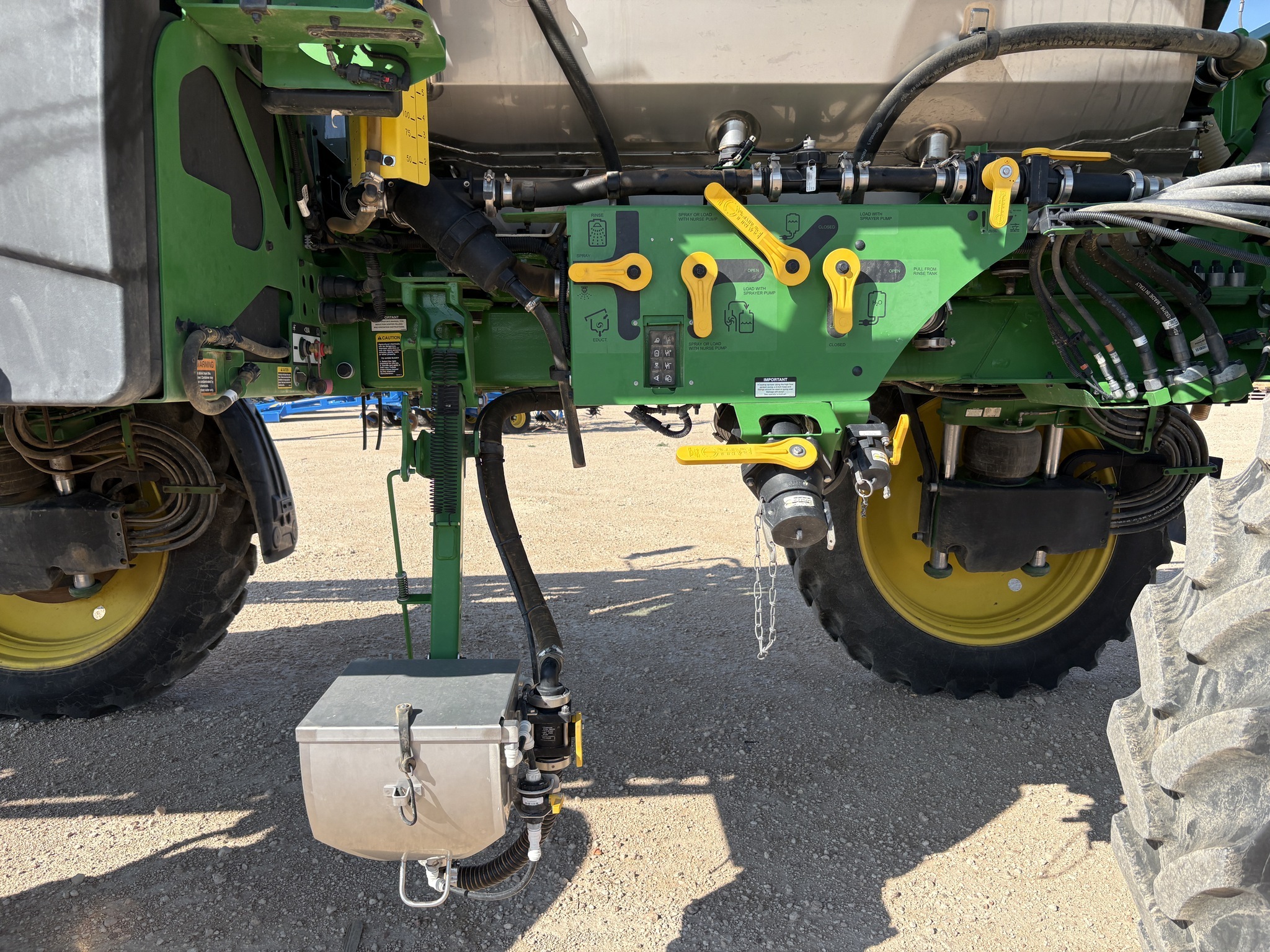 2022 John Deere 412R Self-Propelled Sprayer