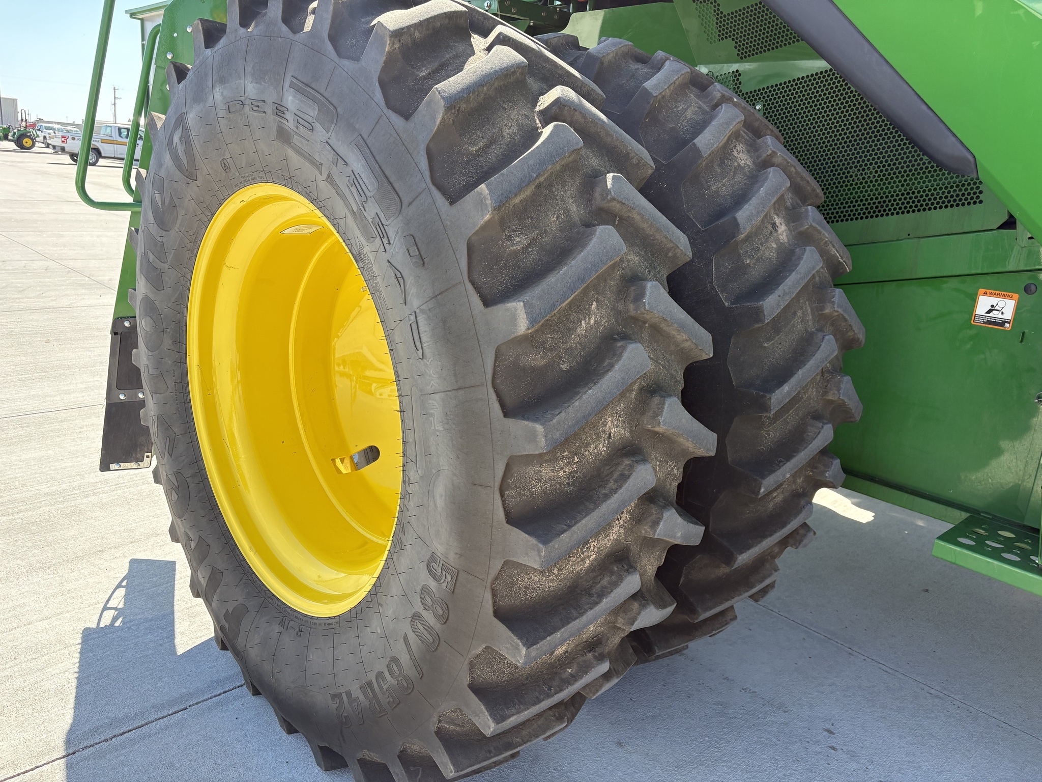 2025 John Deere S7 700 Combine