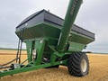 2013 Brent 1082 Grain Cart