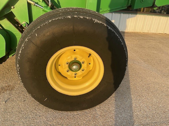 2013 John Deere 469 Round Baler