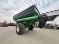 2015 Brent 1082 Grain Cart