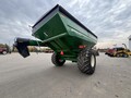 2015 Brent 1082 Grain Cart