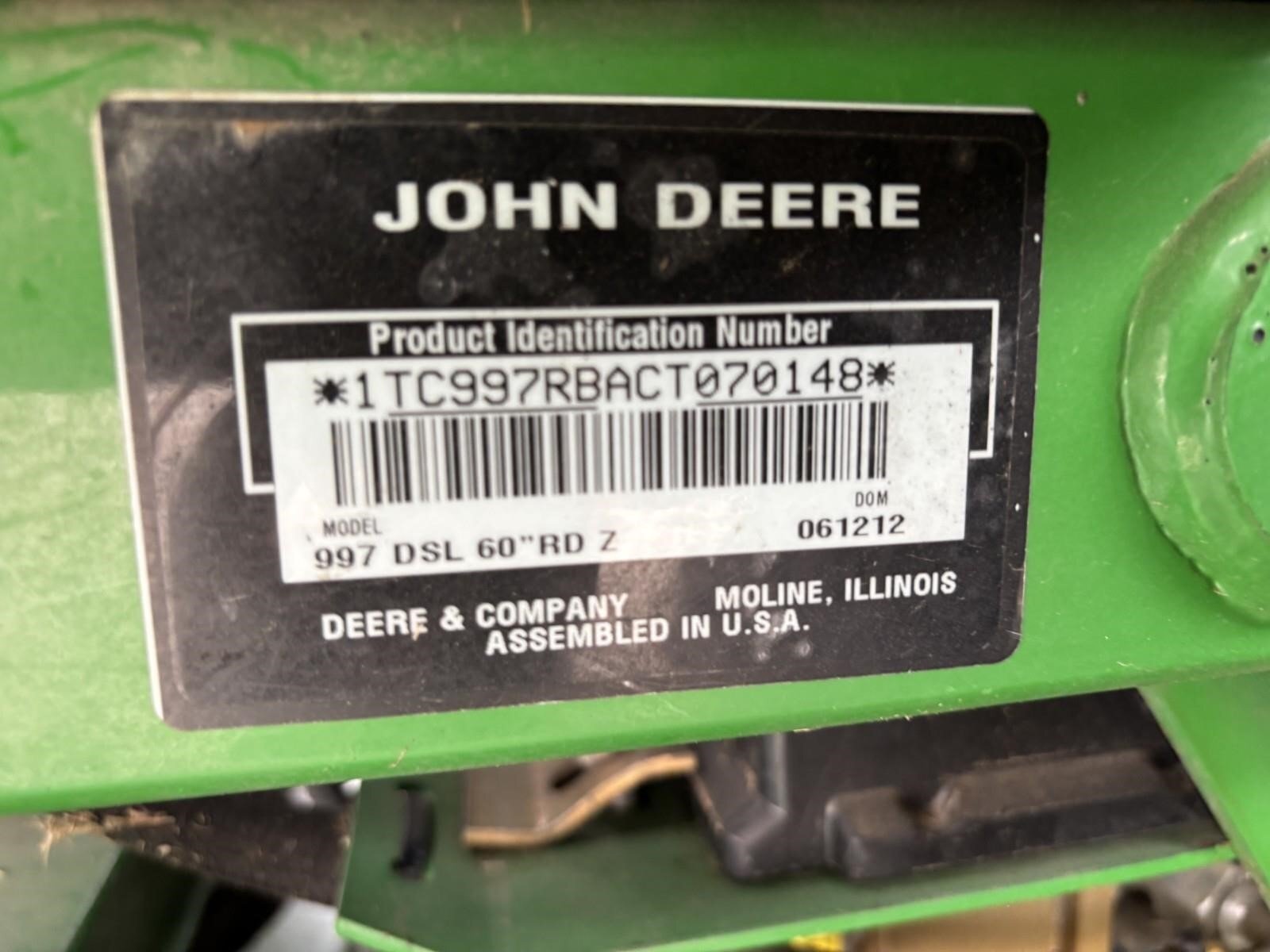 2012 John Deere 997 Lawn Mower