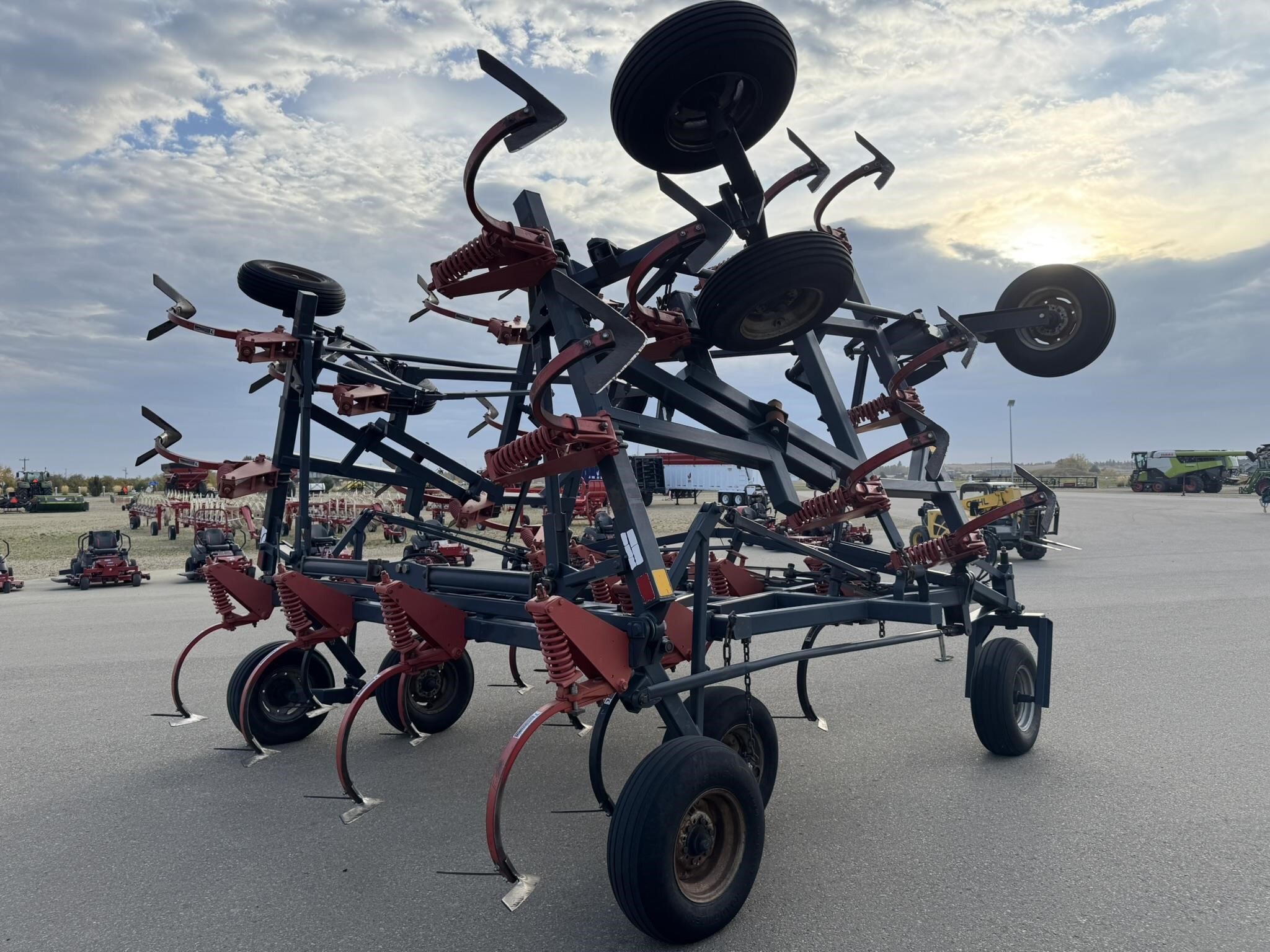 1997 Flexi-Coil 820 Field Cultivator