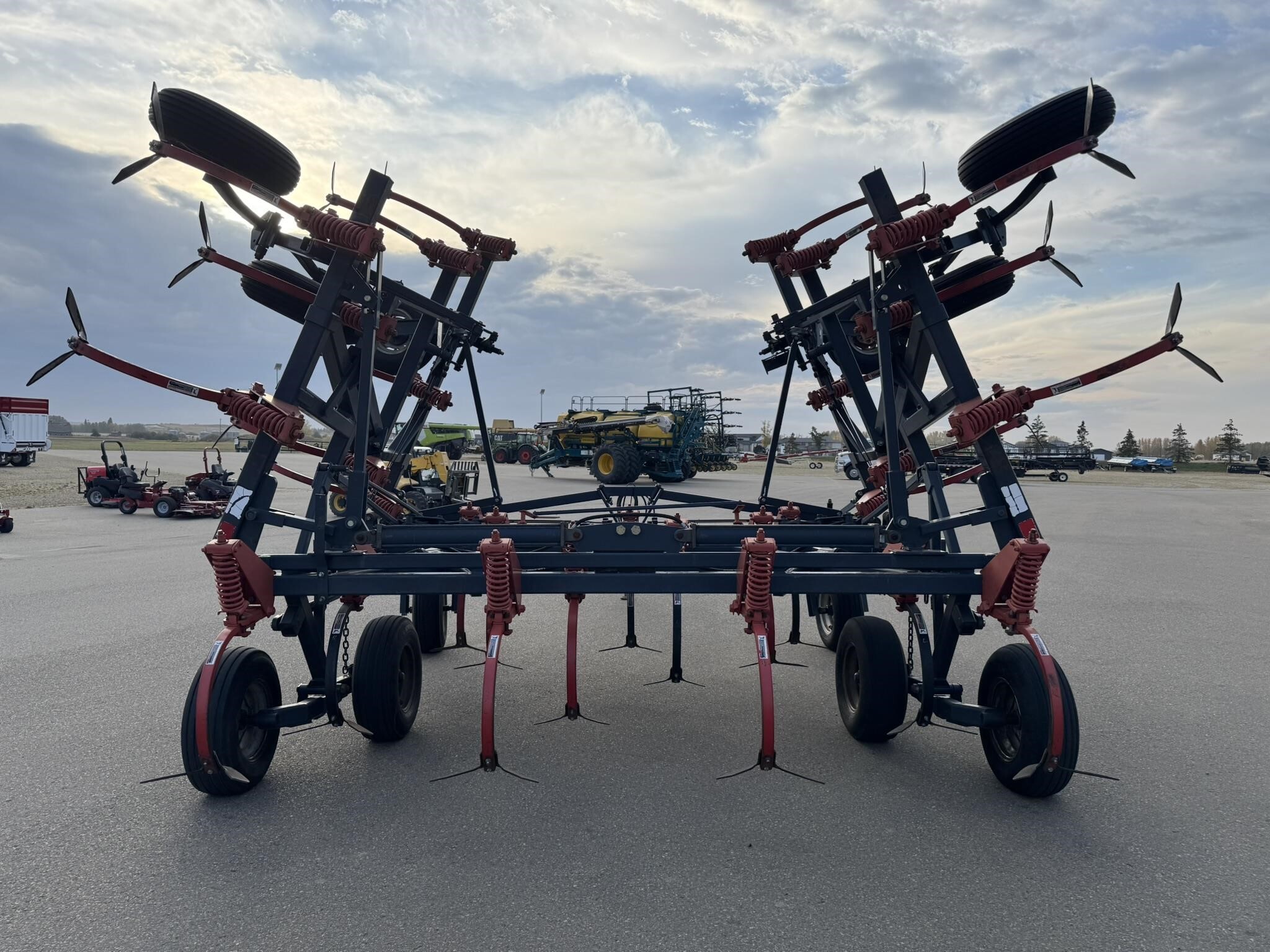1997 Flexi-Coil 820 Field Cultivator
