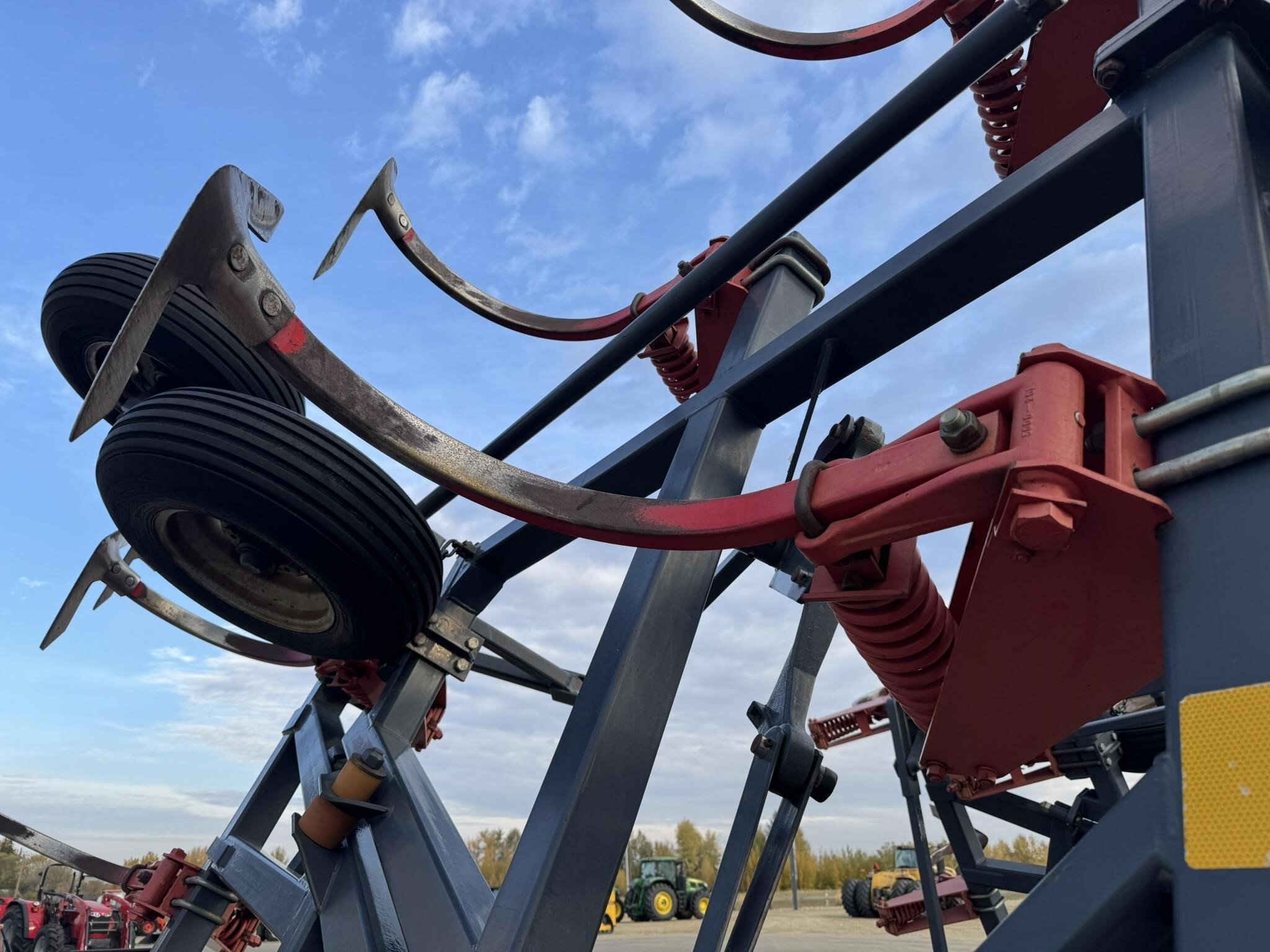 1997 Flexi-Coil 820 Field Cultivator