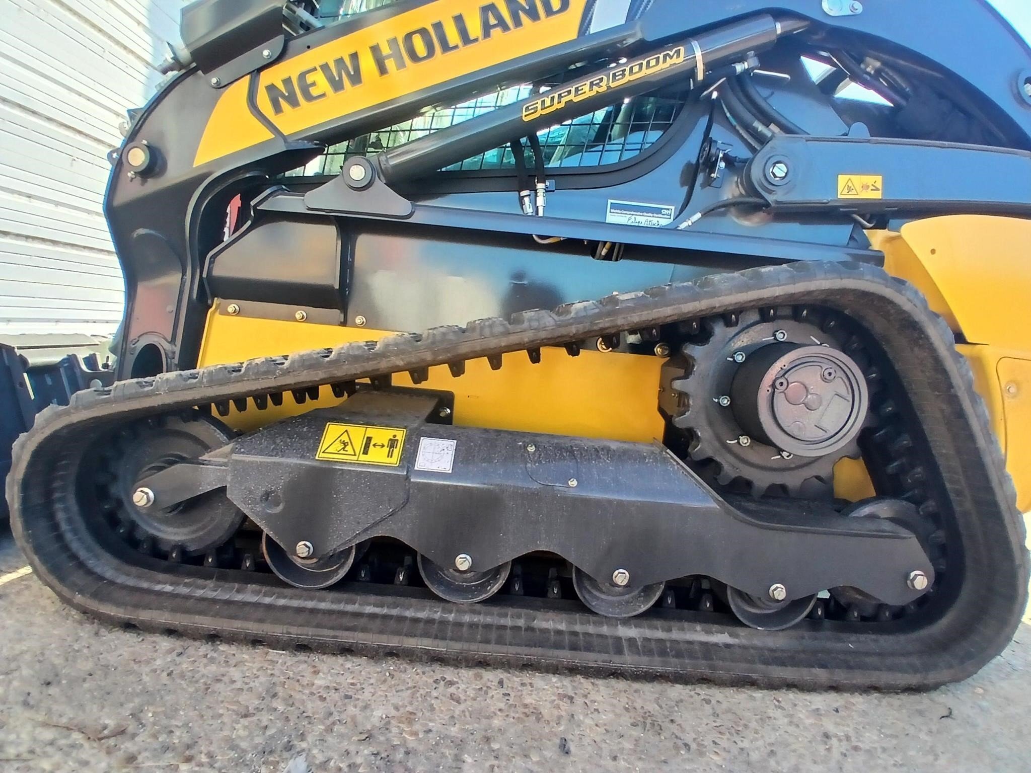 2025 New Holland C337 Skid Steer