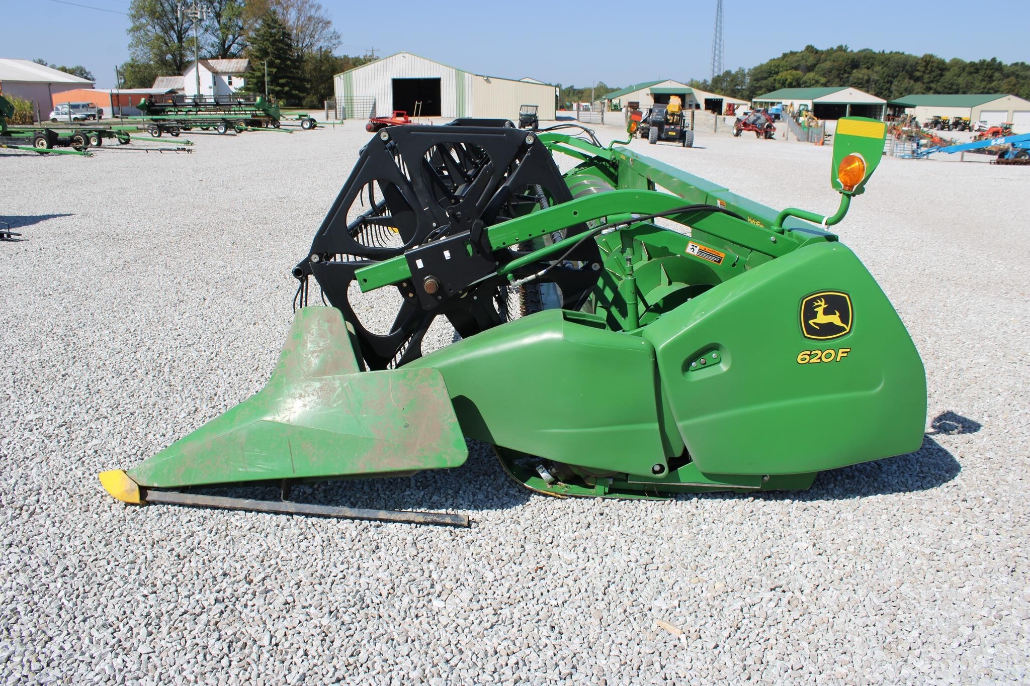 2014 John Deere 620F Platform