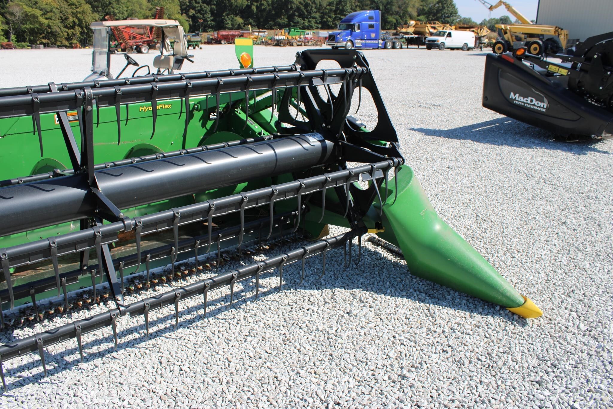 2014 John Deere 620F Platform