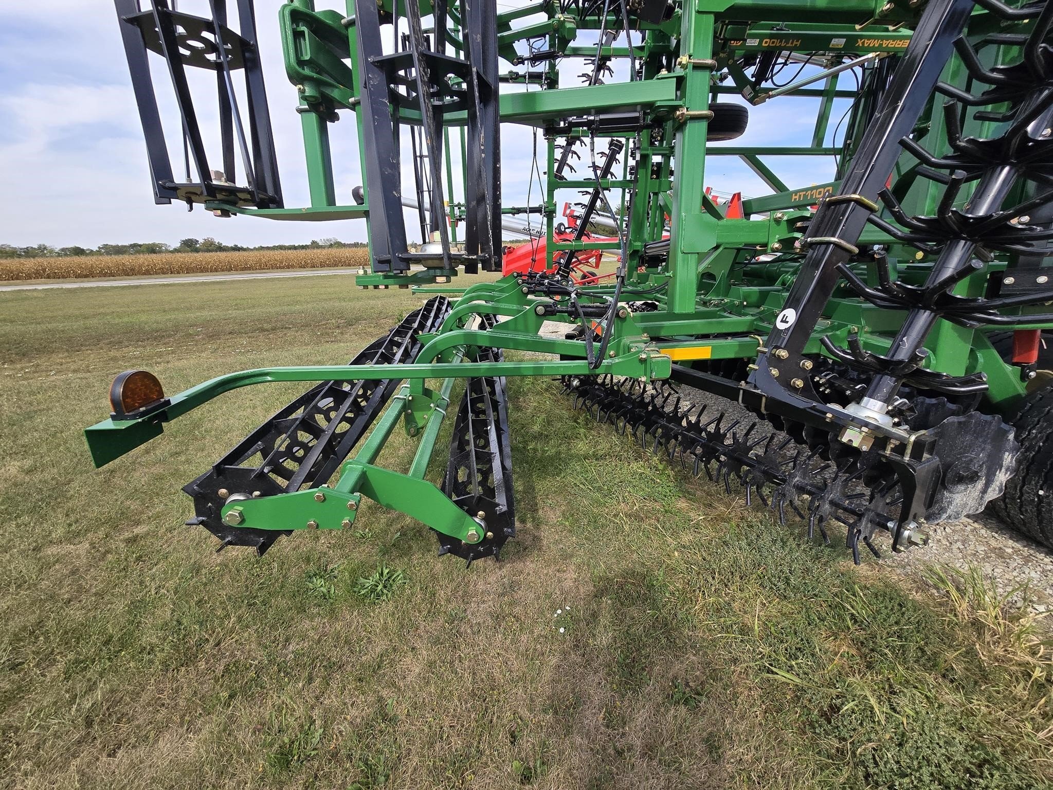 2025 Great Plains HT1100-40 Field Cultivator