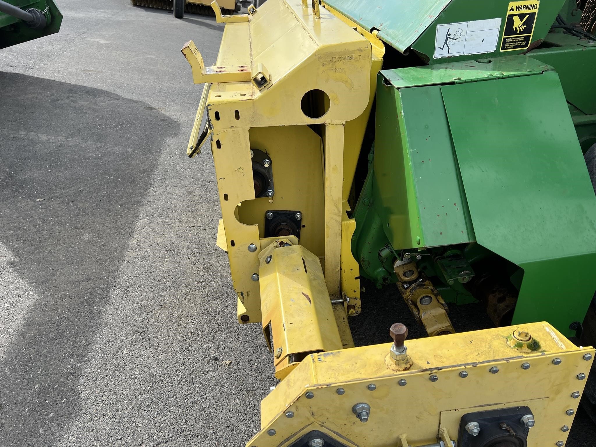 Lindquist Earlage Adapter Harvesting Attachment - $12,000 | Machinery Pete