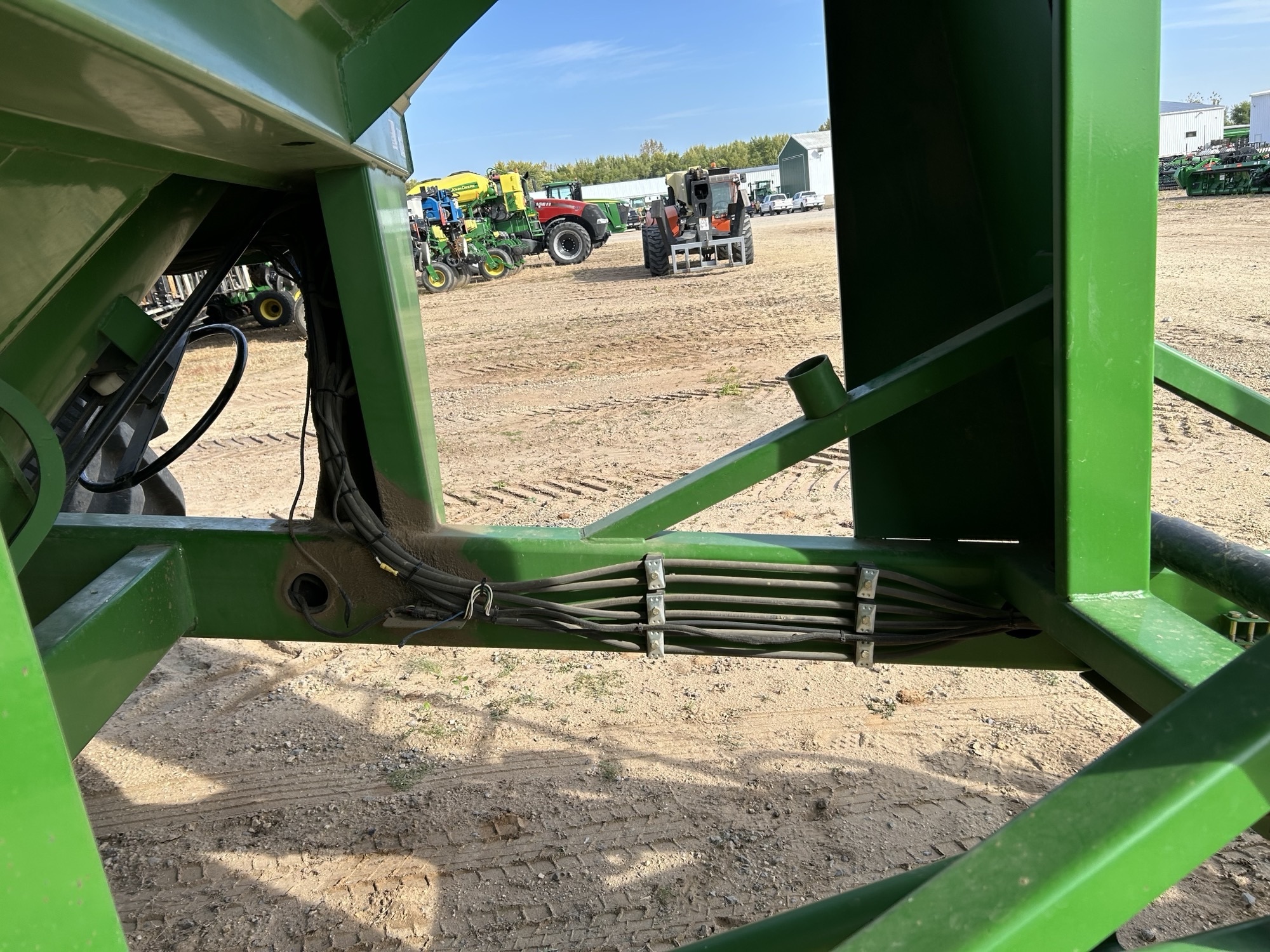 2010 Brent 1082 Grain Cart