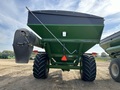 2010 Brent 1082 Grain Cart