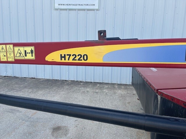 2016 New Holland H7220 Mower Conditioner