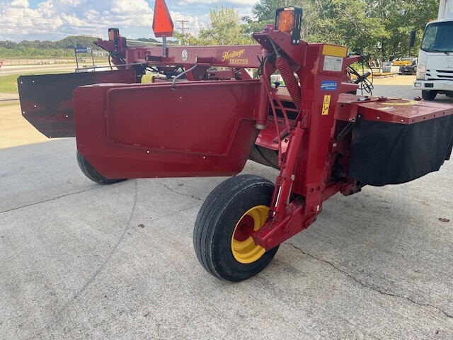 2016 New Holland H7220 Mower Conditioner