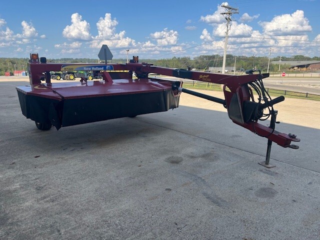 2016 New Holland H7220 Mower Conditioner